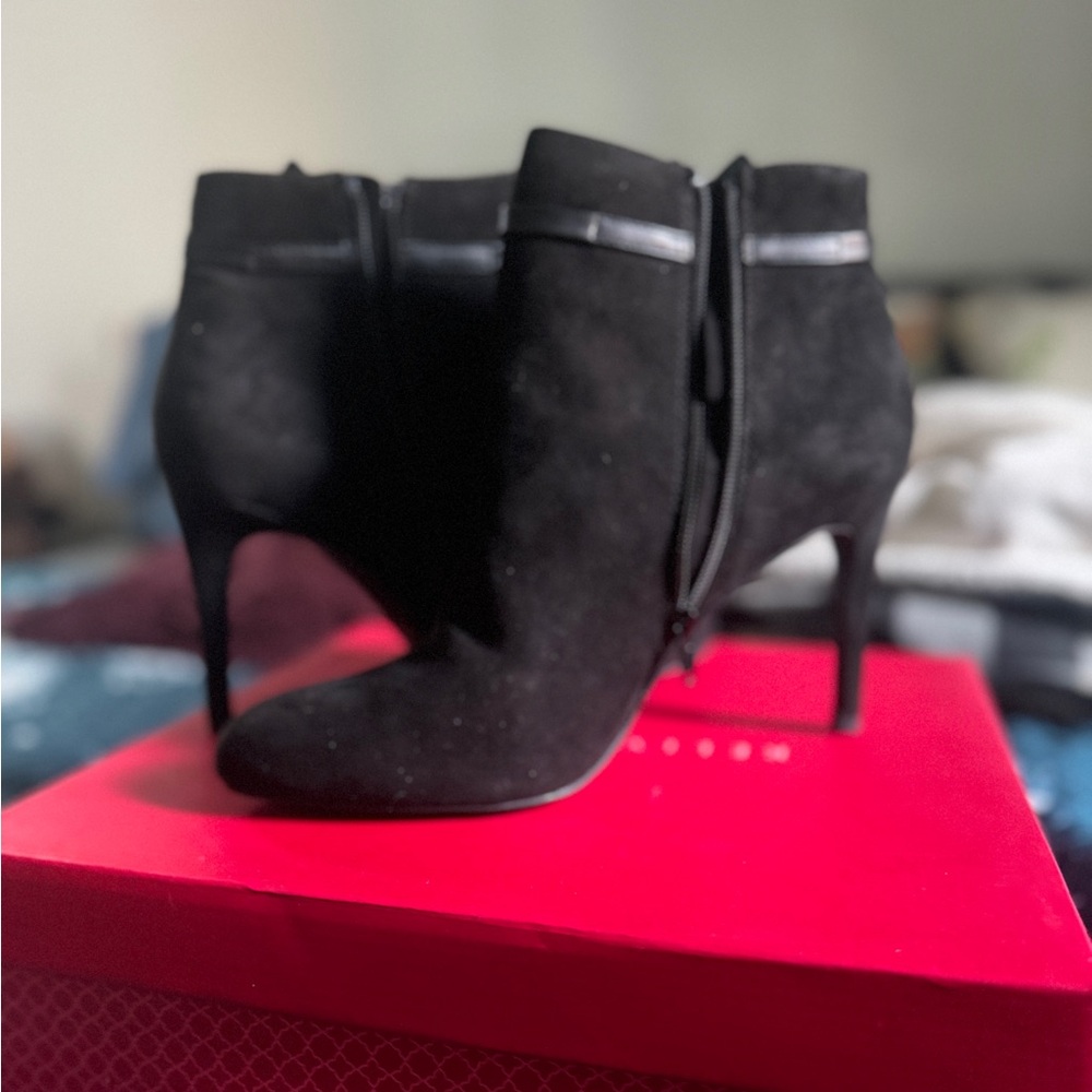 Kelly&Katie black boots size 10